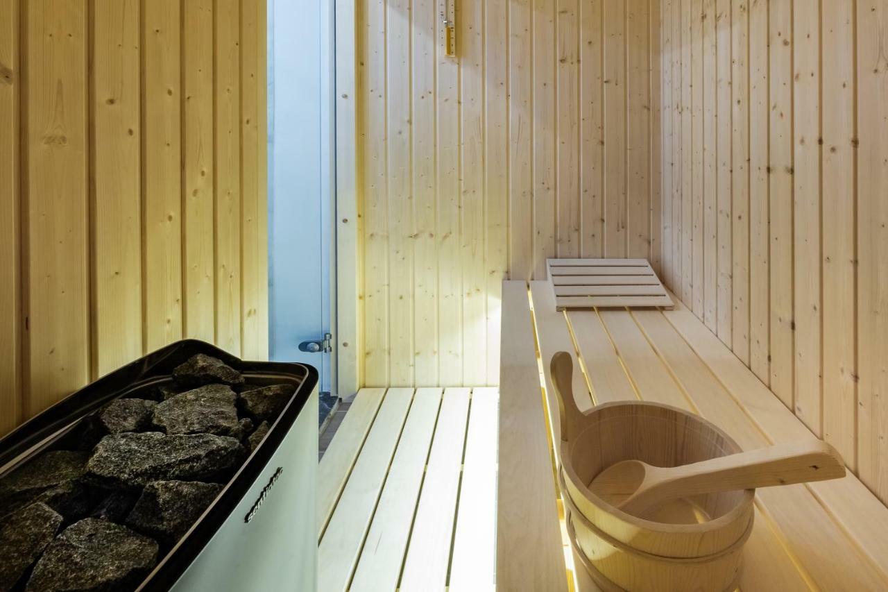 Downtown Marcius Luxury With Jacuzzi & Sauna